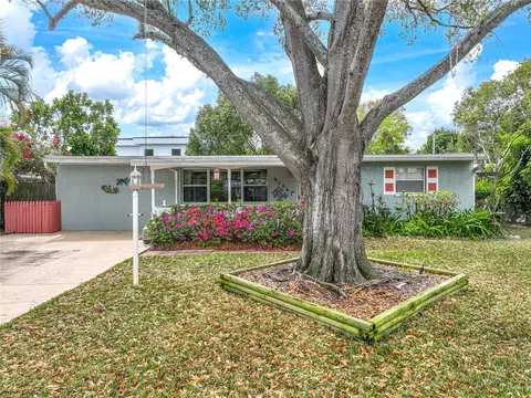 4104 W Olive St, Tampa, FL 33616