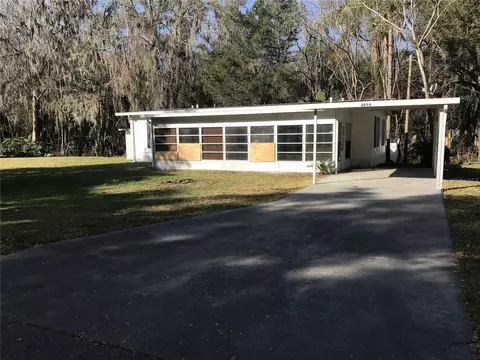 3890 Cr 405 N, Lake Panasoffkee, FL 33538