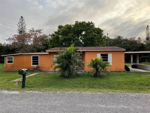 1703 Behrens Rd, Fort Pierce, FL 34947