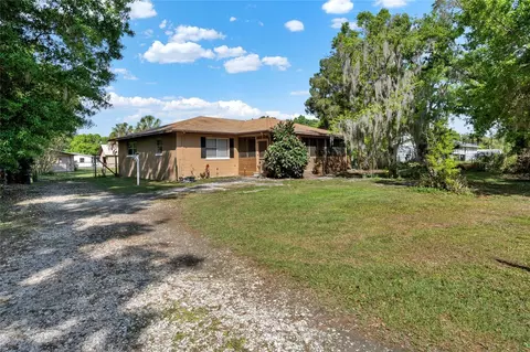 5903 Woodhaven Dr, Lakeland, FL 33811