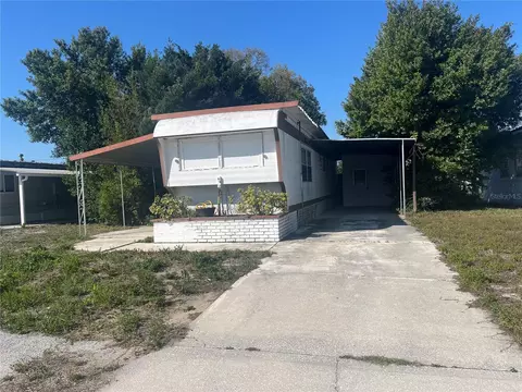 2111 Kepner Dr, Holiday, FL 34691