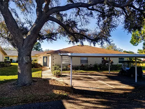 908 Hendon Ct #129, Sun City Center, FL 33573