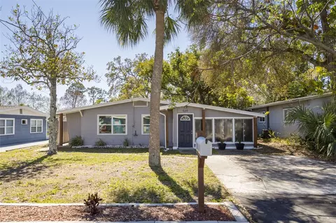 539 Bay St, Dunedin, FL 34698