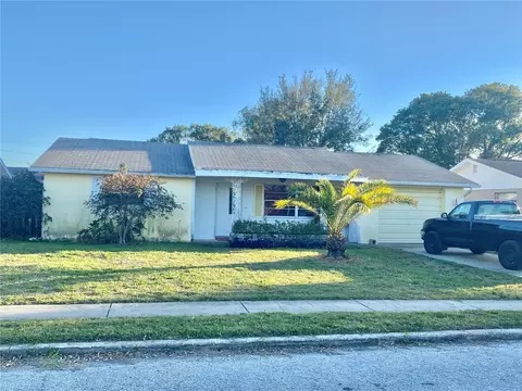 5912 Elkhorn Blvd, Holiday, FL 34690