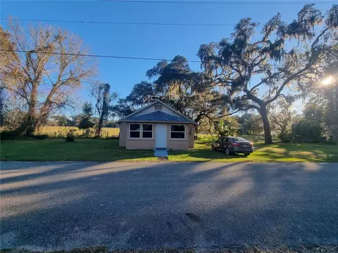 22323 Lake Village Ln, Brooksville, FL 34601