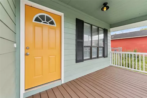 2204 E Chelsea St, Tampa, FL 33610