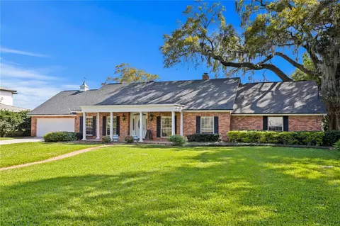 10104 White Trout Ln, Tampa, FL 33618