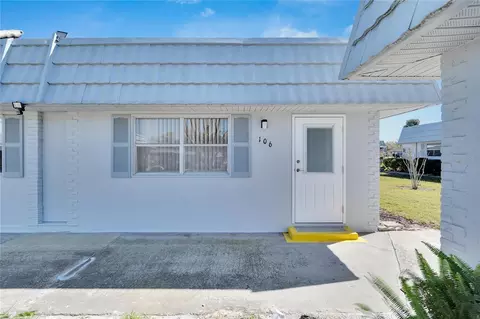 202 Bedford Trl #106, Sun City Center, FL 33573