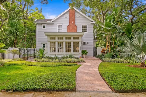 2636 W Prospect Rd, Tampa, FL 33629