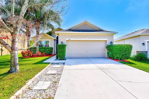 1311 Oak Pond St, Ruskin, FL 33570