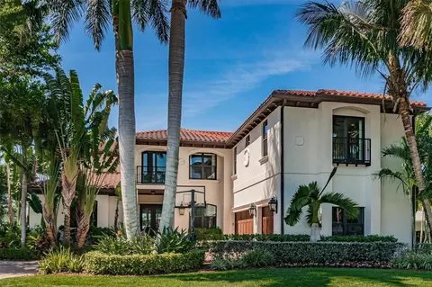 5101 W Poe Ave, Tampa, FL 33629
