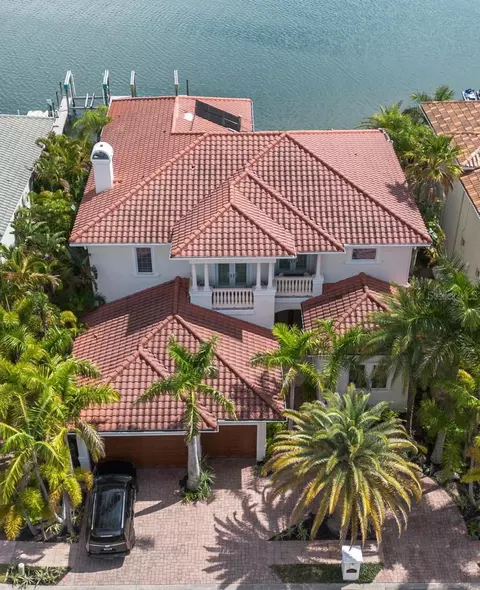 4111 Causeway Vista Dr, Tampa, FL 33615