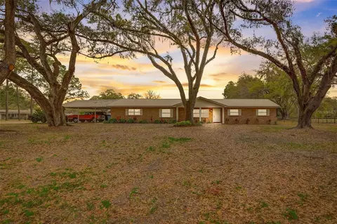 4902 Thonotosassa Rd, Plant City, FL 33565