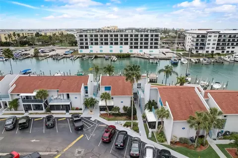 231 Medallion Blvd #F, Madeira Beach, FL 33708