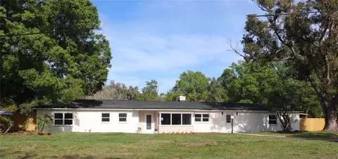 17601 Simmons Rd, Lutz, FL 33548