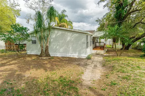 5309 Royal Oak Dr, Seffner, FL 33584