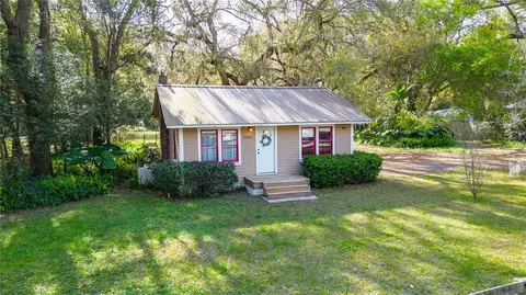 20601 Old Trilby Rd, Dade City, FL 33523