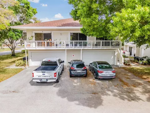 2939 Bough Ave #D, Clearwater, FL 33760
