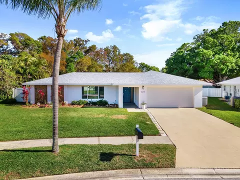 10211 135th St, Largo, FL 33774