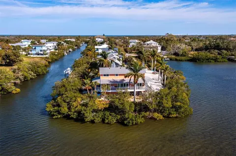 1795 Bayshore Dr, Terra Ceia, FL 34250