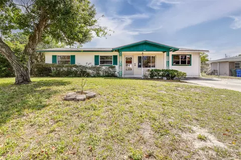 145 E Hoffman St, Lake Alfred, FL 33850