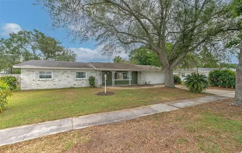 2204 Malibu Dr, Brandon, FL 33511