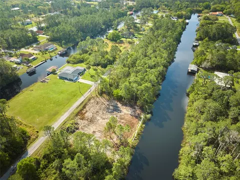 15 Avocado Dr S, Indian Lake Estates, FL 33855