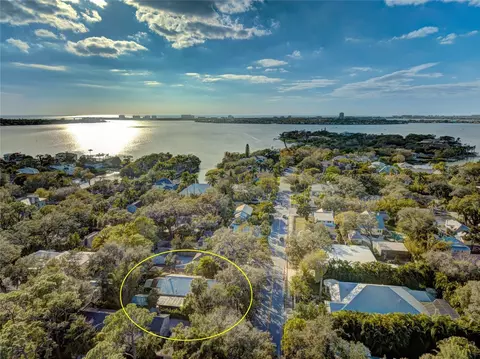 1644 Hillview St, Sarasota, FL 34239