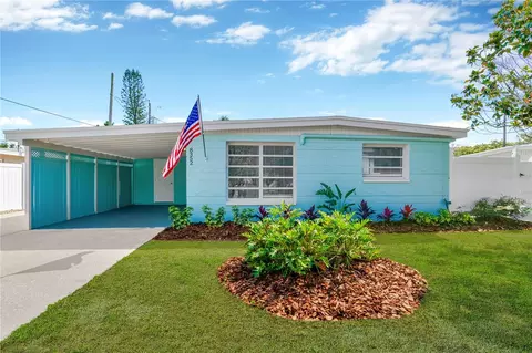 8352 95th Ter, Seminole, FL 33777