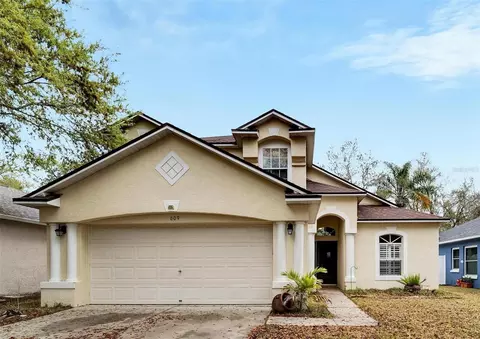 609 Somerstone Dr, Valrico, FL 33594