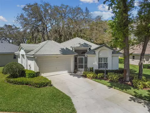 2783 Golf Lake Dr, Plant City, FL 33566