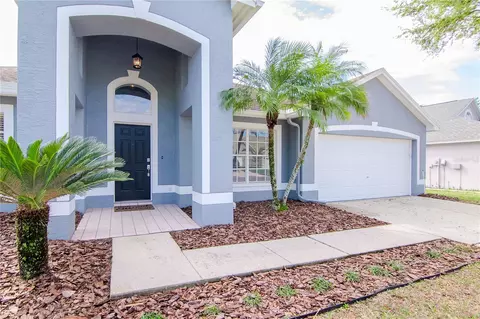 4112 Sparrow Ct, Lutz, FL 33558