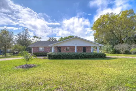 37242 Temple Ave, Zephyrhills, FL 33541