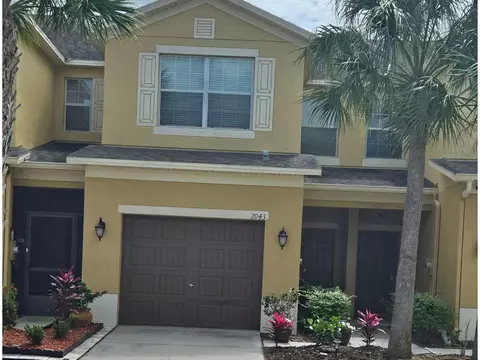 2043 Hawks View Dr, Ruskin, FL 33570