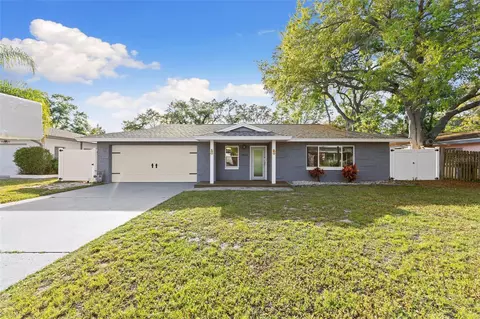 1540 San Charles Dr, Dunedin, FL 34698