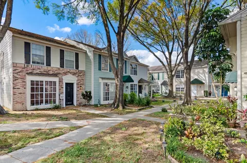 13821 Fletchers Mill Dr, Tampa, FL 33613