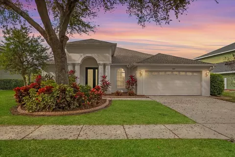 9021 Pinebreeze Dr, Riverview, FL 33578