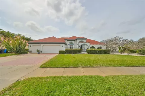 1304 Cobia Cay Dr, Apollo Beach, FL 33572