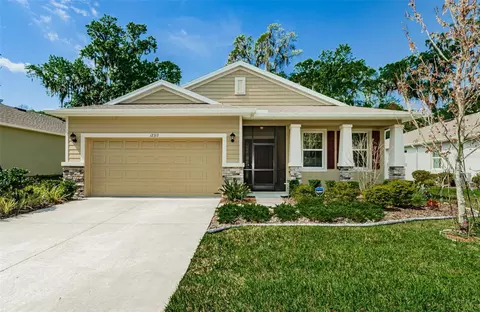 12313 Eastpointe Dr, Dade City, FL 33525