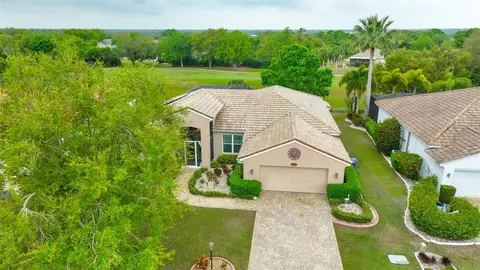 1307 Crystal Greens Dr, Sun City Center, FL 33573