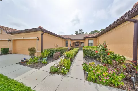 332 Seneca Falls Dr, Apollo Beach, FL 33572