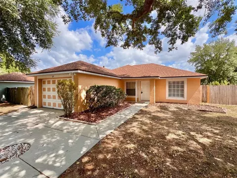 329 Walpole Loop, Davenport, FL 33897