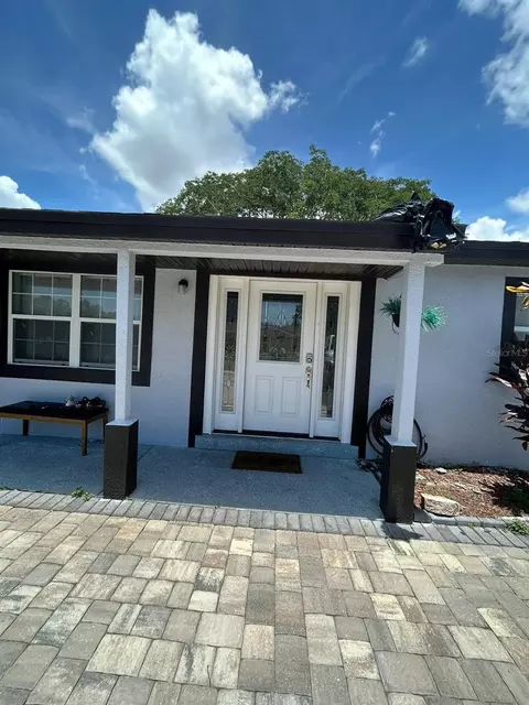 7112 Limestone Ln, Tampa, FL 33619