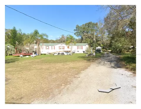 8212 Nundy Ave, Gibsonton, FL 33534