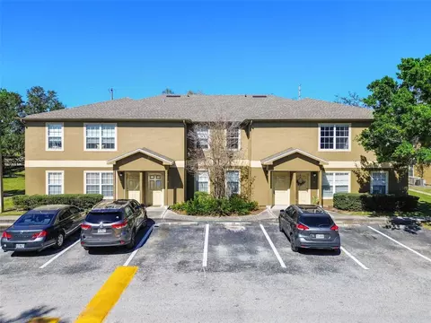 36027 Deer Creek Dr #202, Zephyrhills, FL 33541