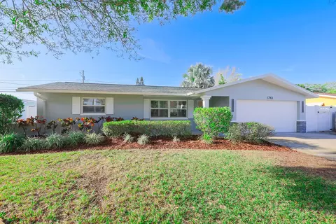 1743 Bentley St, Clearwater, FL 33755