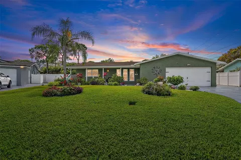 1700 63rd Ter S, Saint Petersburg, FL 33712