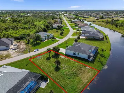 141 Medalist Rd, Rotonda West, FL 33947