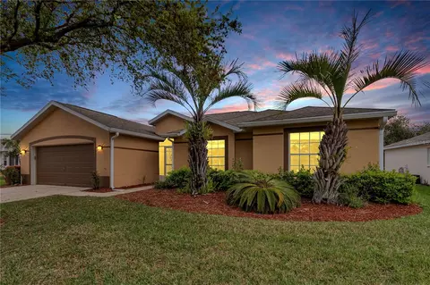 10337 Collar Dr, San Antonio, FL 33576