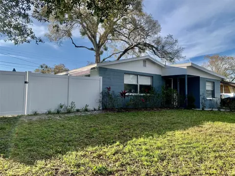 8506 Pinewood St, Tampa, FL 33615